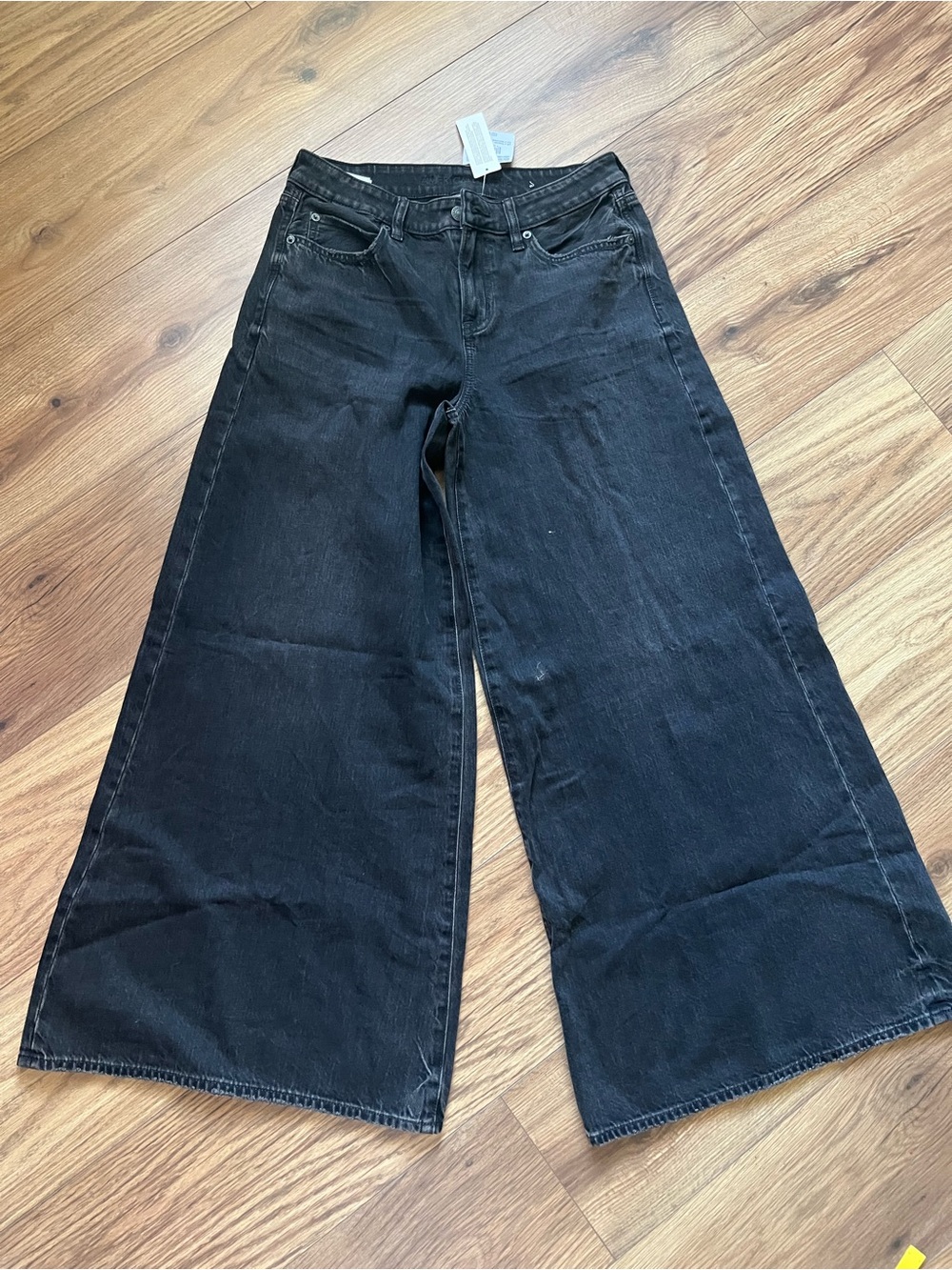 AMERICAN EAGLE NWT Black Comfort Stretch Waistband Wide Leg Jeans Size 4
